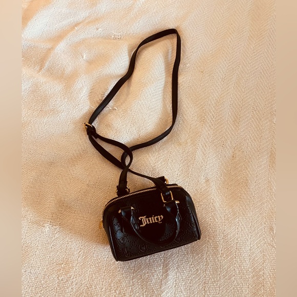 🖤 Juicy Couture Black mini Dome Satchel with Rhinestone Logo! So cute! - Picture 5 of 5